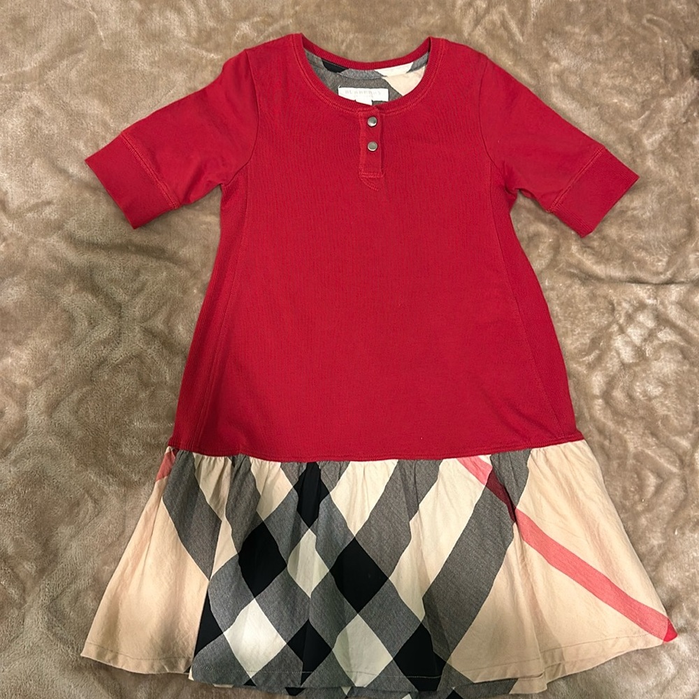Burberry Girls Dress size 6 years